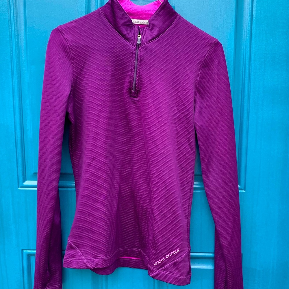 Under armour sweatshirt